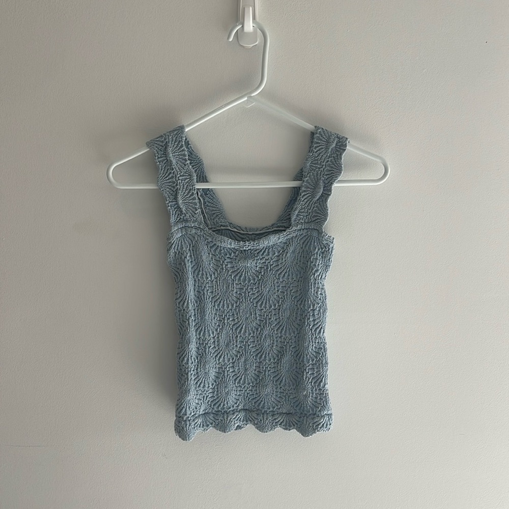 Flower detailed light blue top